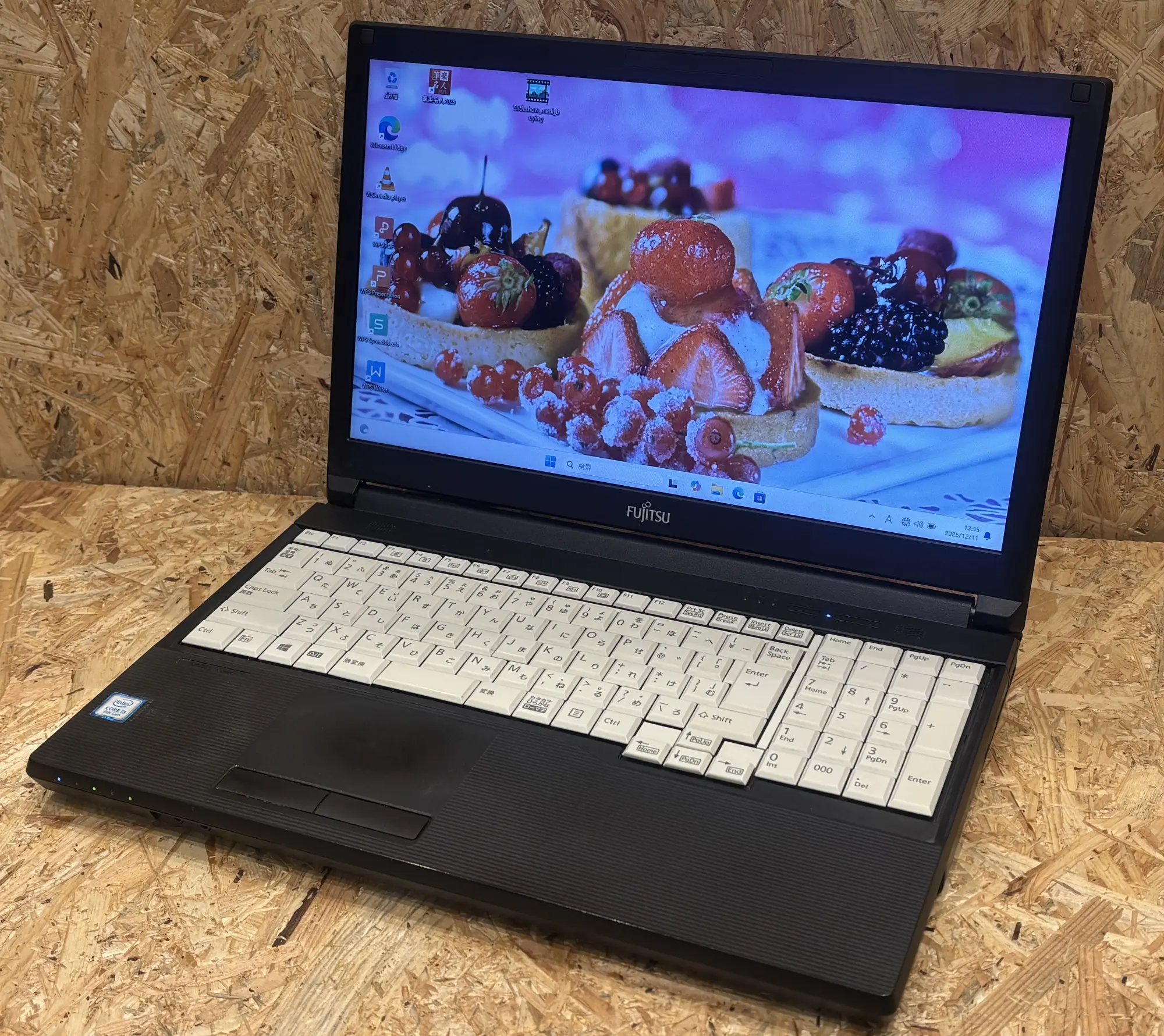 富士通 LIFEBOOK A579/A（第8世代CPU）