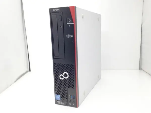 富士通 ESPRIMO D588/T（第8世代CPU）
