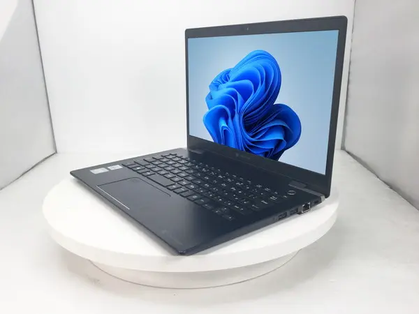 東芝 dynabook G83/FP（第10世代CPU）