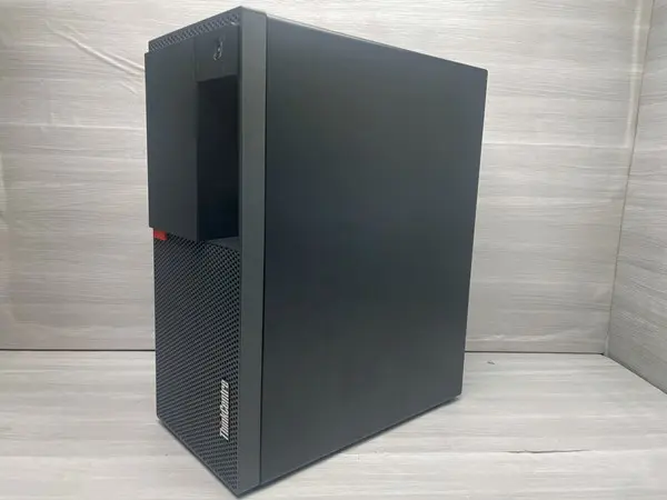 Lenovo ThinkCentre M920t(第8世代）