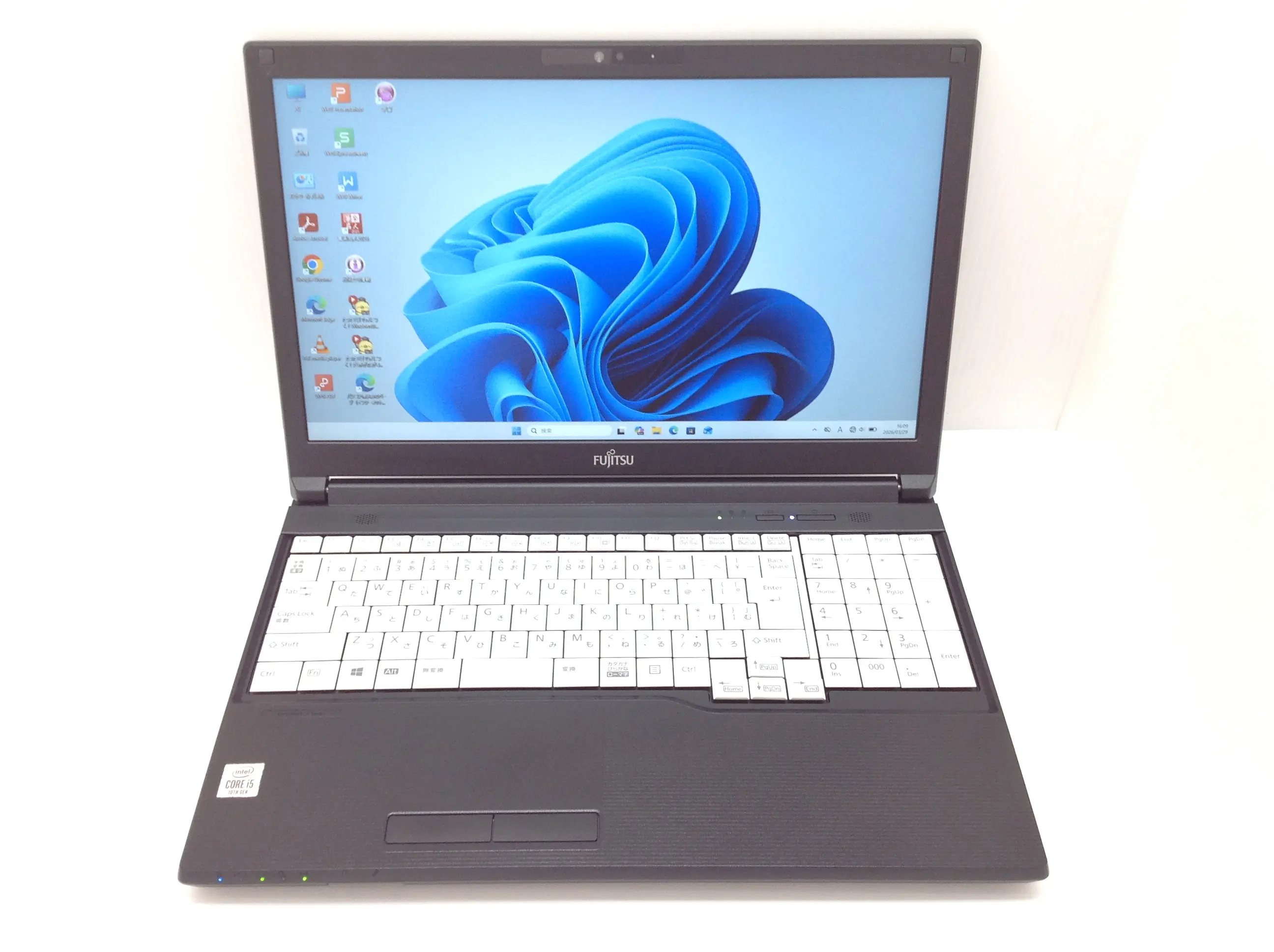 富士通 LIFEBOOK A5510/D (第10世代CPU) メモリ16GB・フルHD解像度モデル