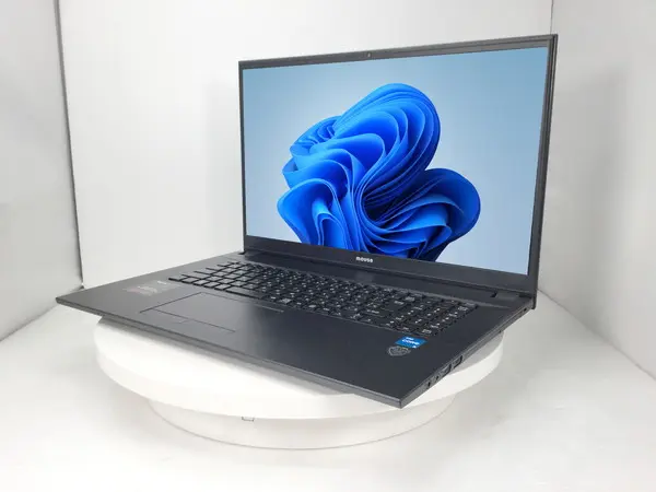 mouse computer F7-i5ADLABW11-A（第12世代CPU）