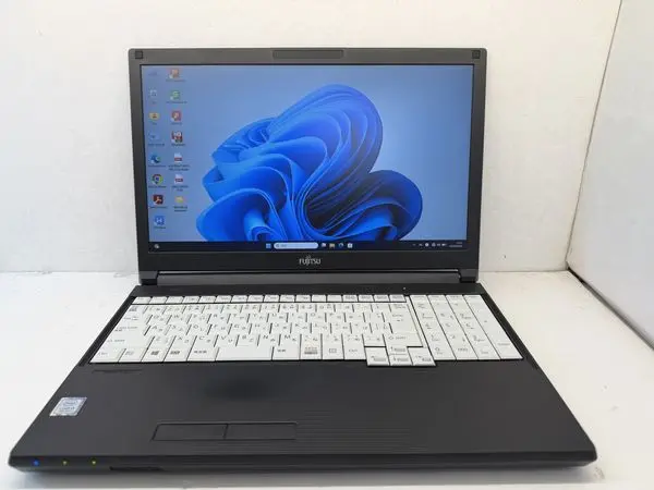富士通 LIFEBOOK A579/C