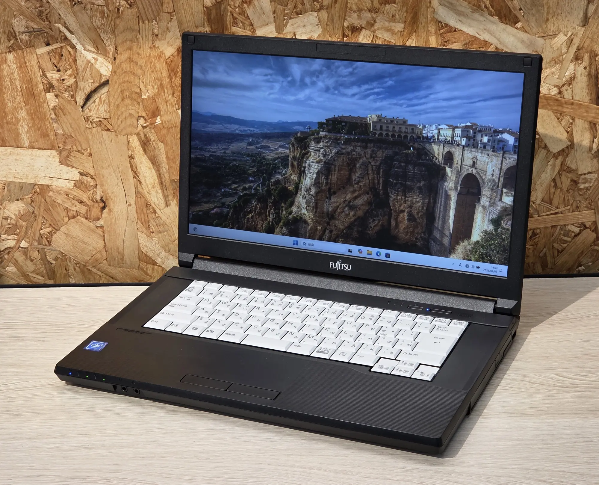 LIFEBOOK A579/B（第8世代CPU）