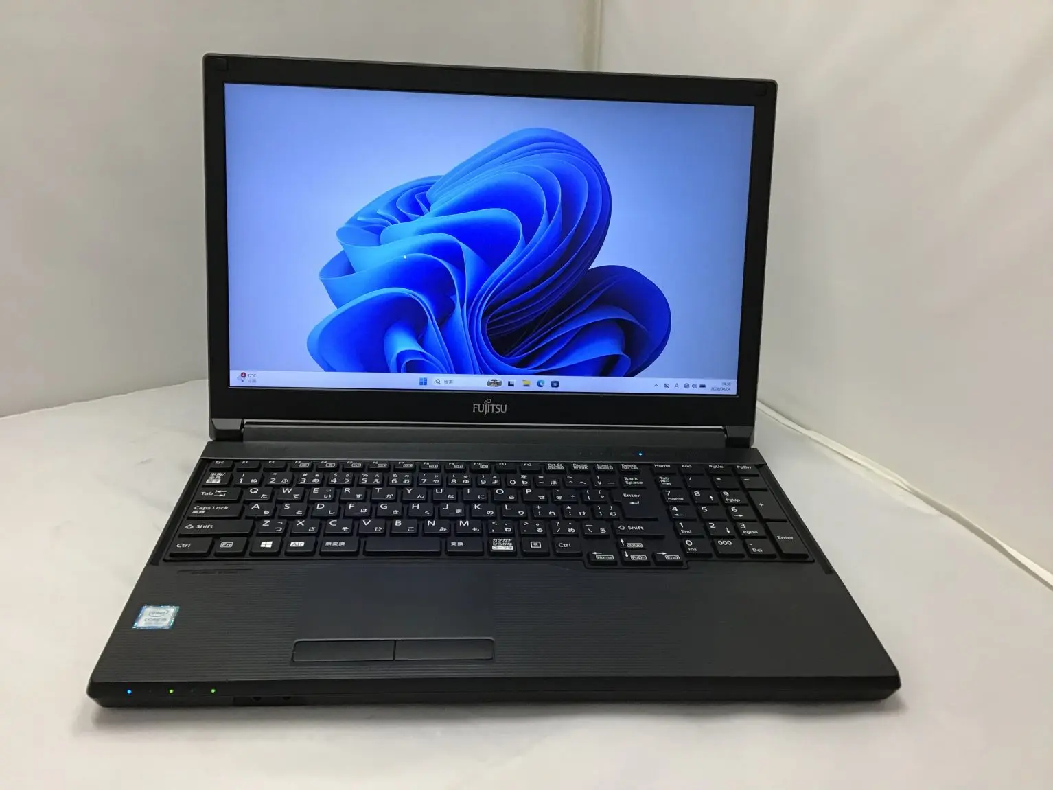 富士通 LIFEBOOK A579/B (8世代)