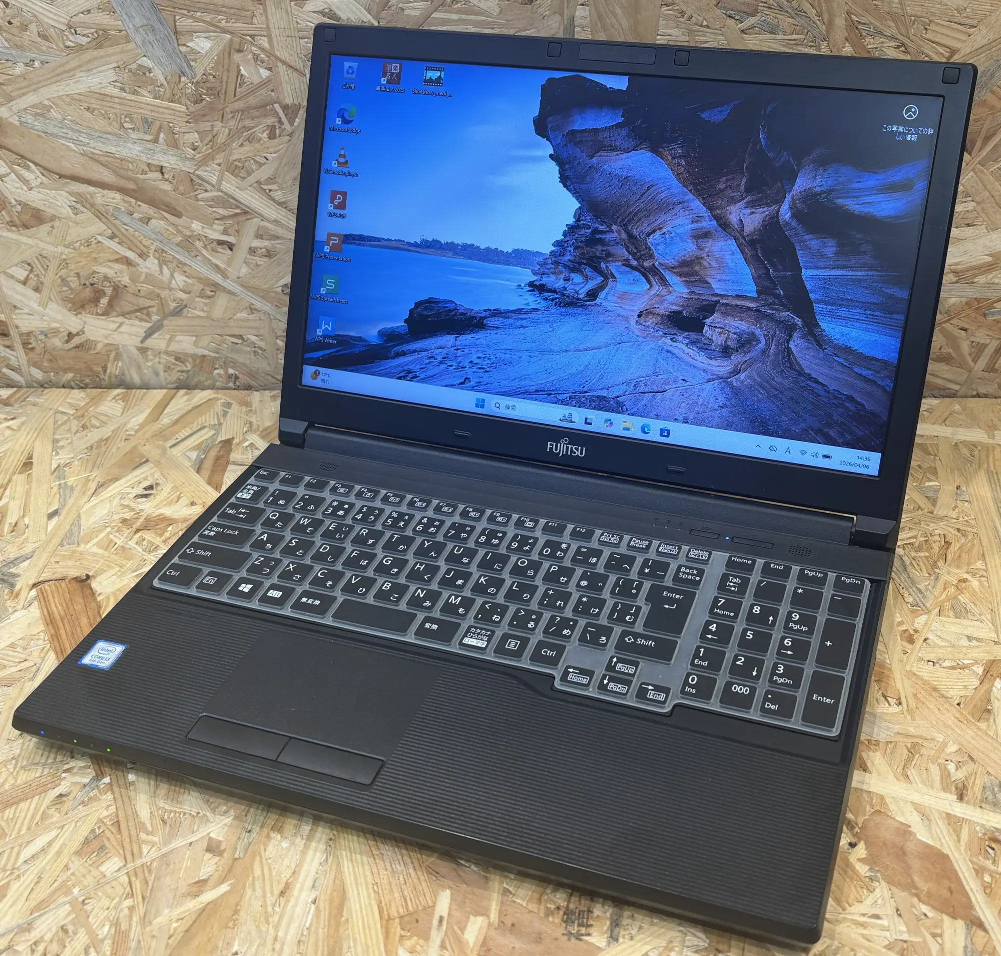 富士通 LIFEBOOK A748/TX(第8世代CPU)