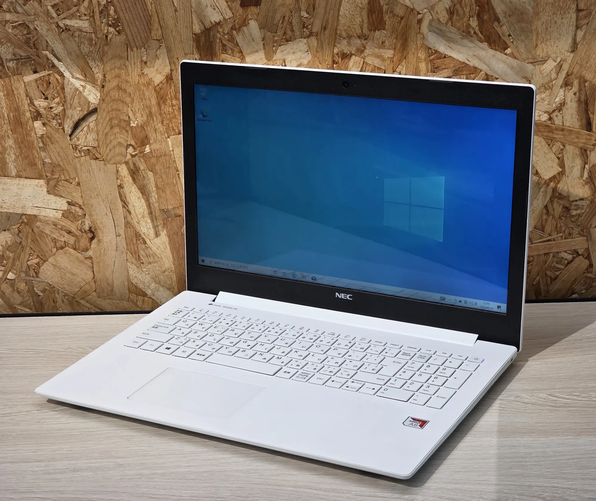 NEC LAVIE LNS20A/M2W