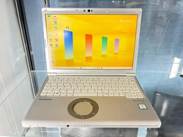 Panasonic Let'snote CF-SV7（第8世代）
