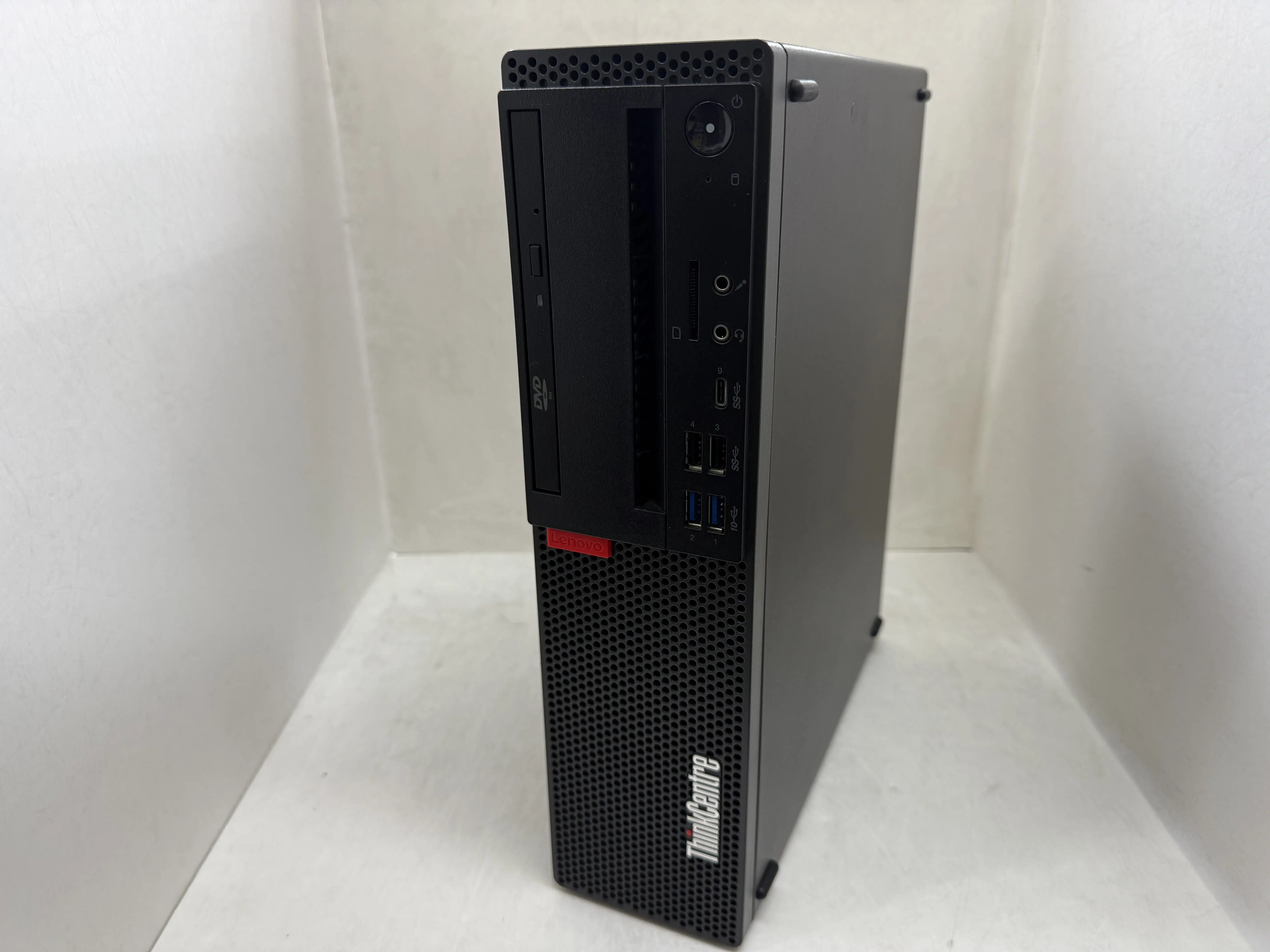 Lenovo ThinkCentre M720s(第8世代Corei3）