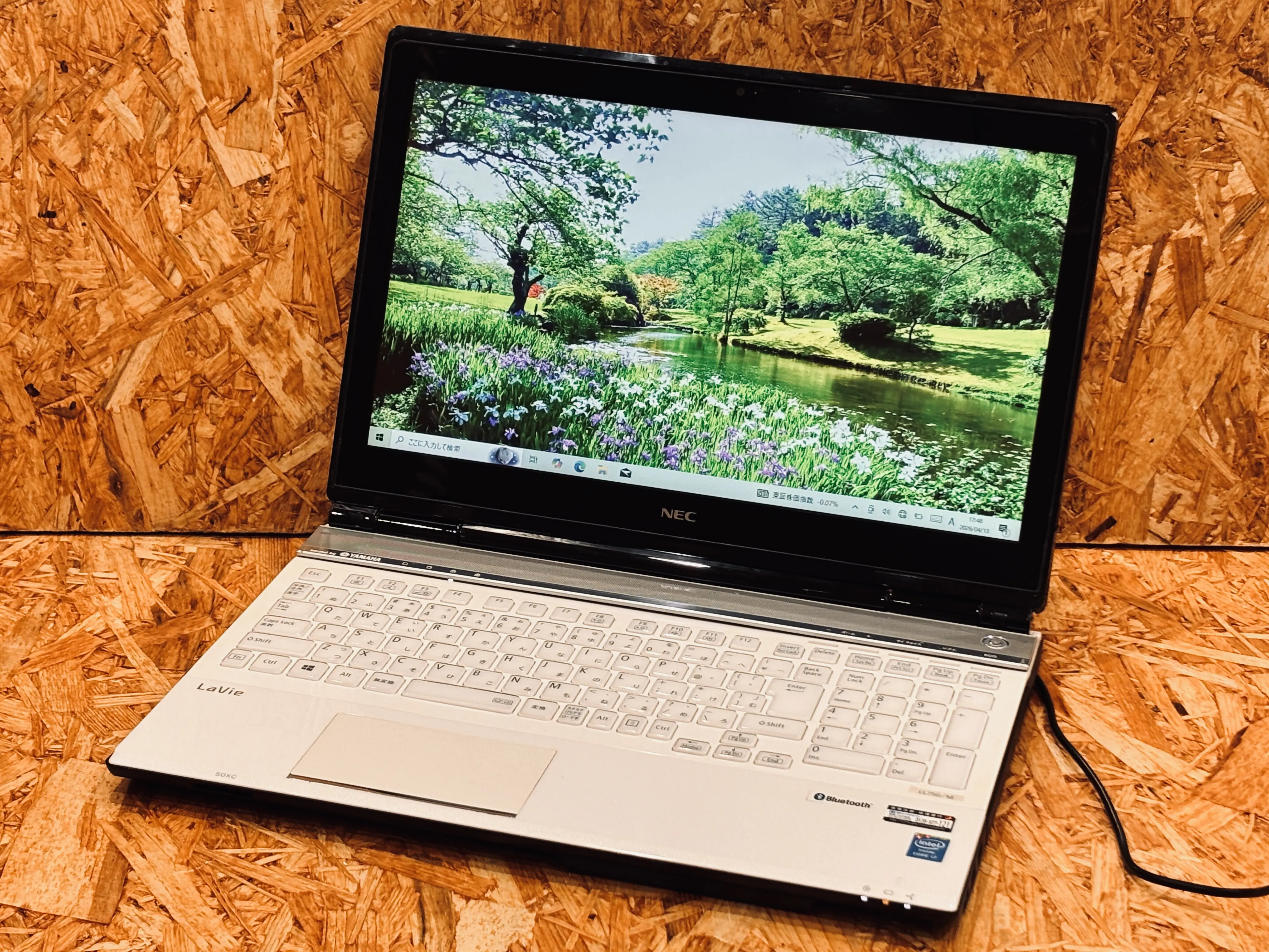 NEC Lavie PC-LL750MSW-E3（第4世代intelCPU）