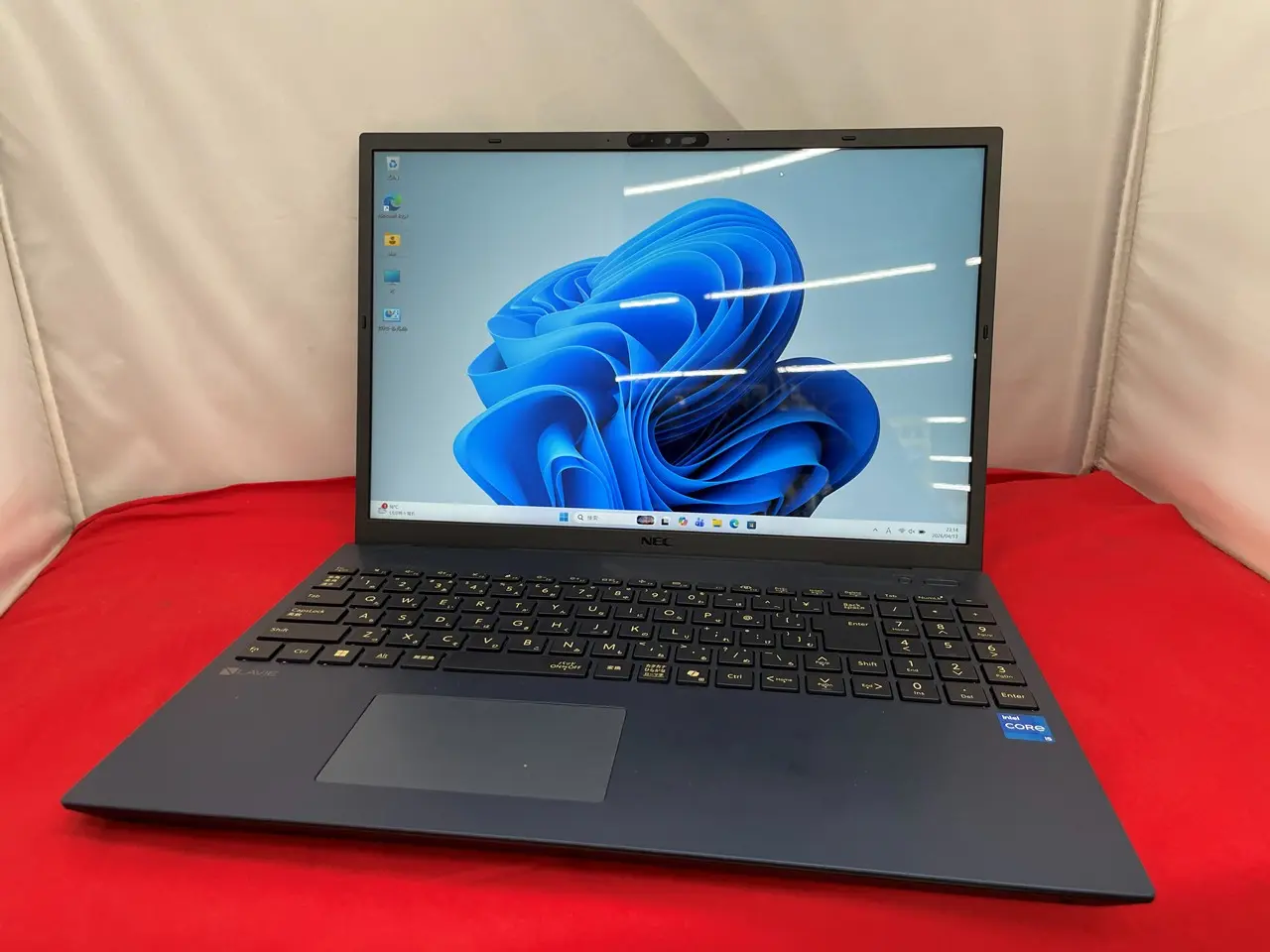 NEC Lavie PC-N1655KAL-Y（第13世代CPU）