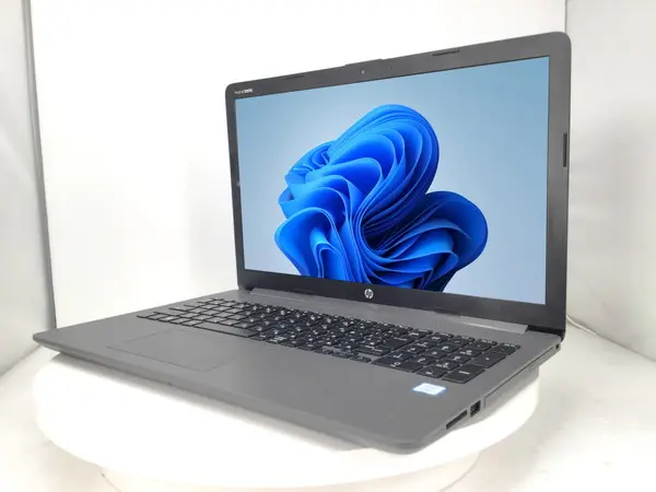 HP 250 G7 Notebook PC（第8世代CPU）