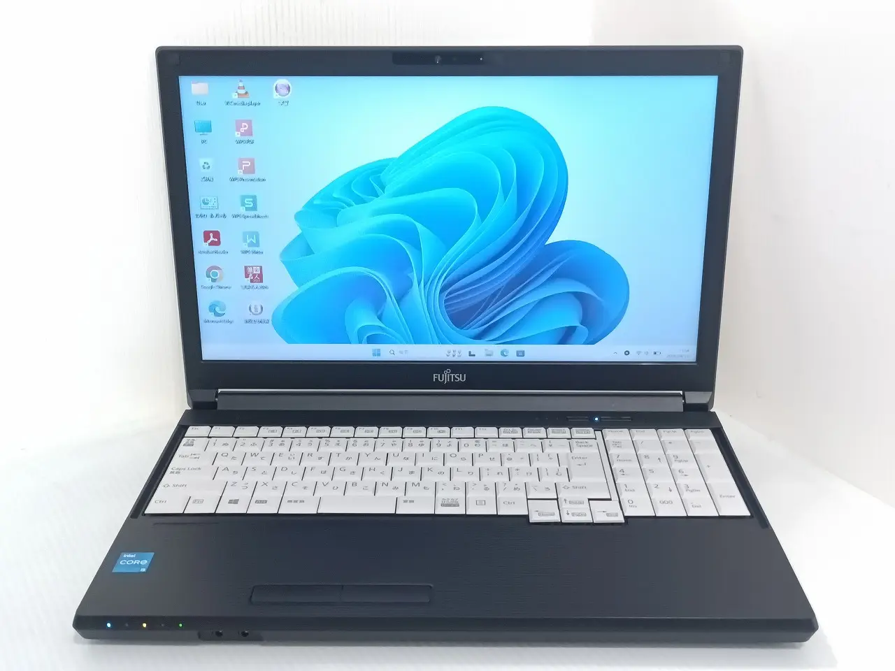 富士通 LIFEBOOK A5511/HX (第11世代CPU・ﾒﾓﾘ8GB・SSD256GB)
