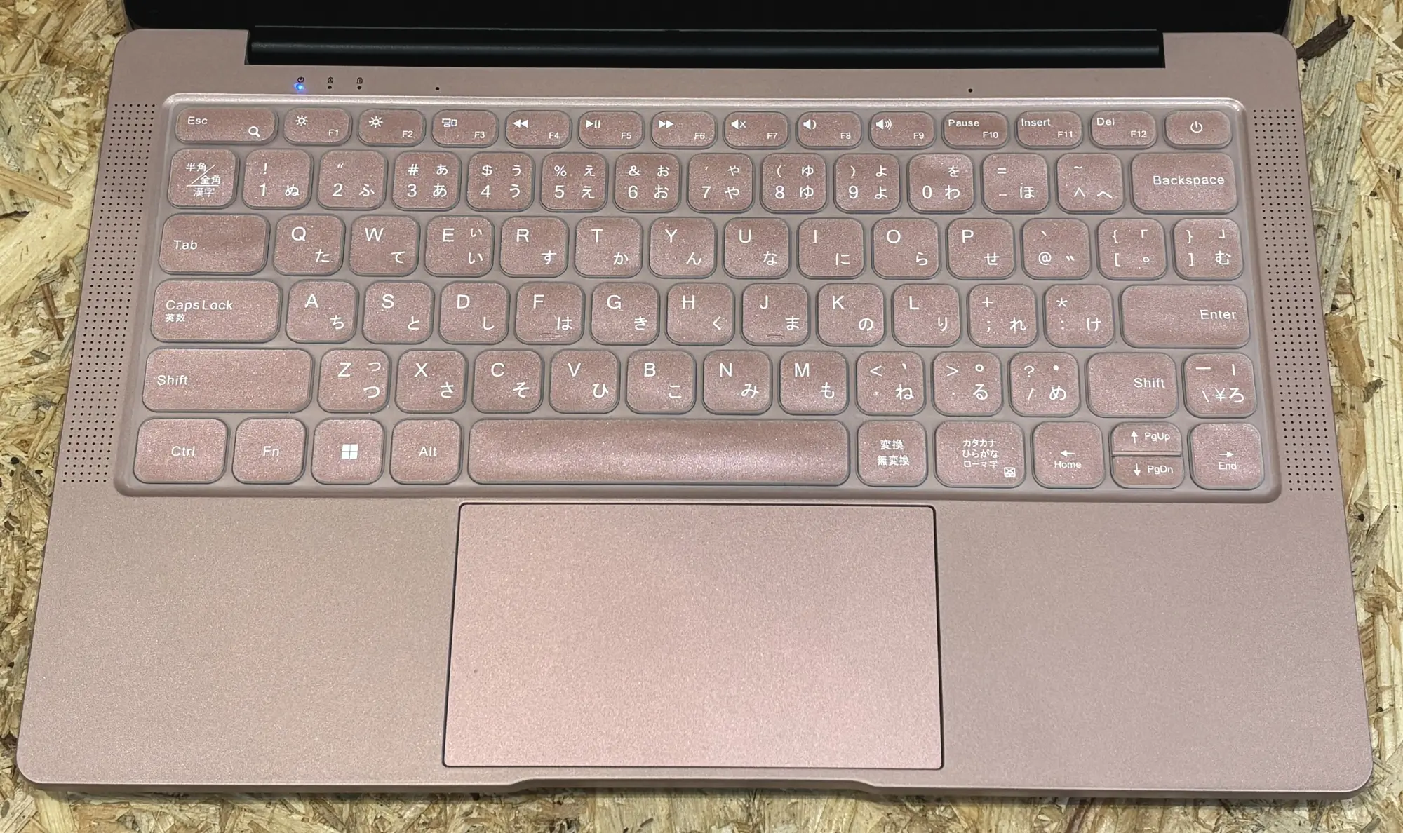 VETESA 14インチ ノートPC 8GB/256GB SSD VETESA Hfbook23 14Q8HR-12256JP(CPU:Celeron N4000 1.1GHz/メモリ