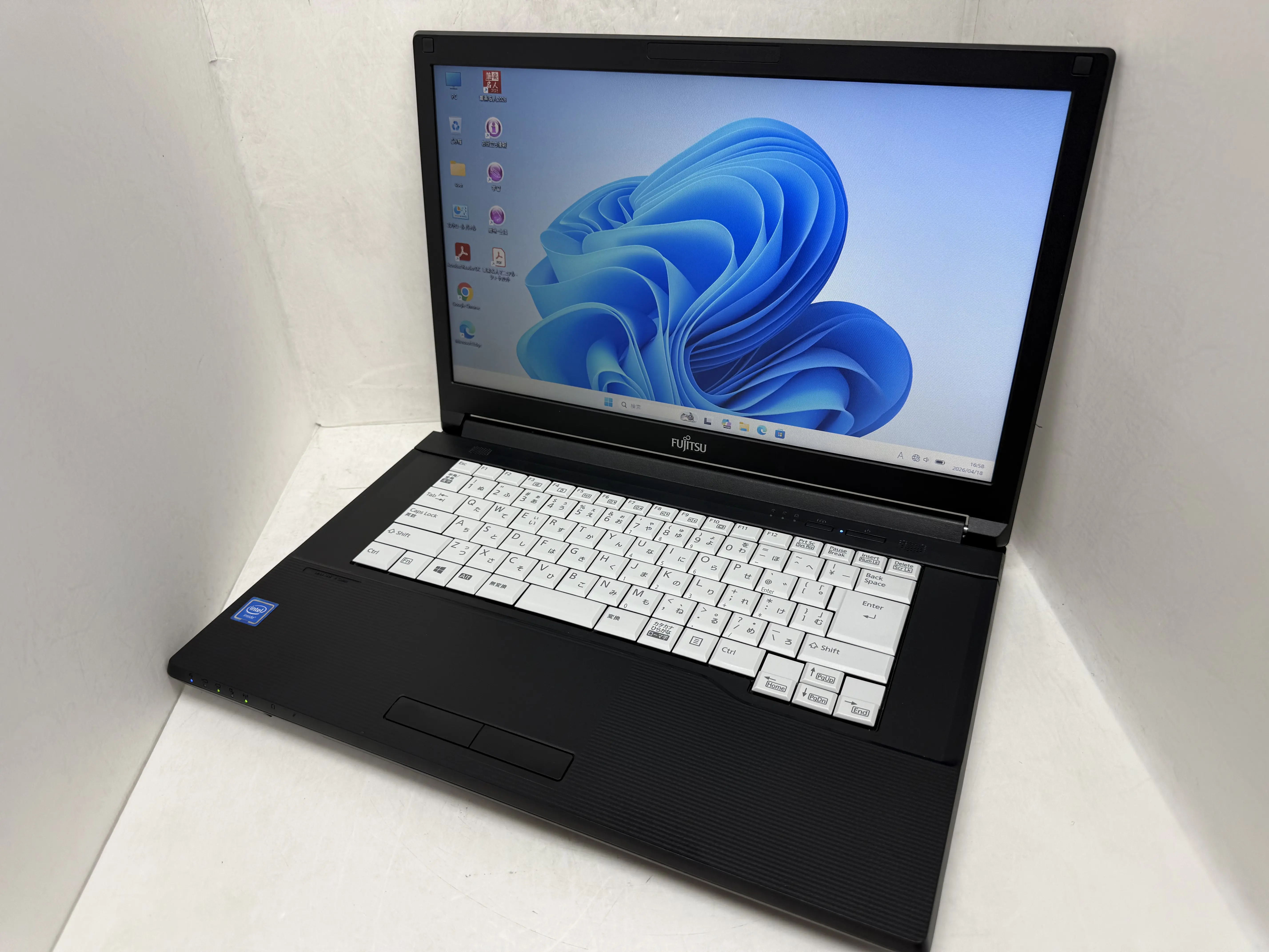 FUJITSU LIFEBOOK A579/A（Celeron4205U）■Celeron4205U/4GB/SSD128GB/Win11Pro■高速SSD+メモリ4GB搭載！【天神店】