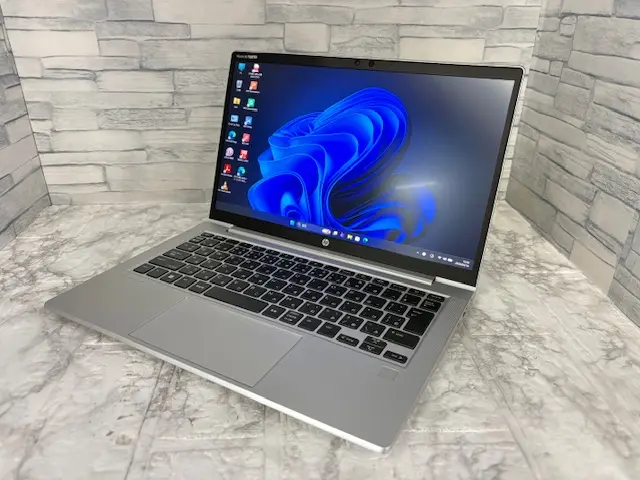 HP ProBook 635 Aero G8( CPU:Ryzen5-5600U 2.3GHz / メモリ:8GB / SSD 256GB )