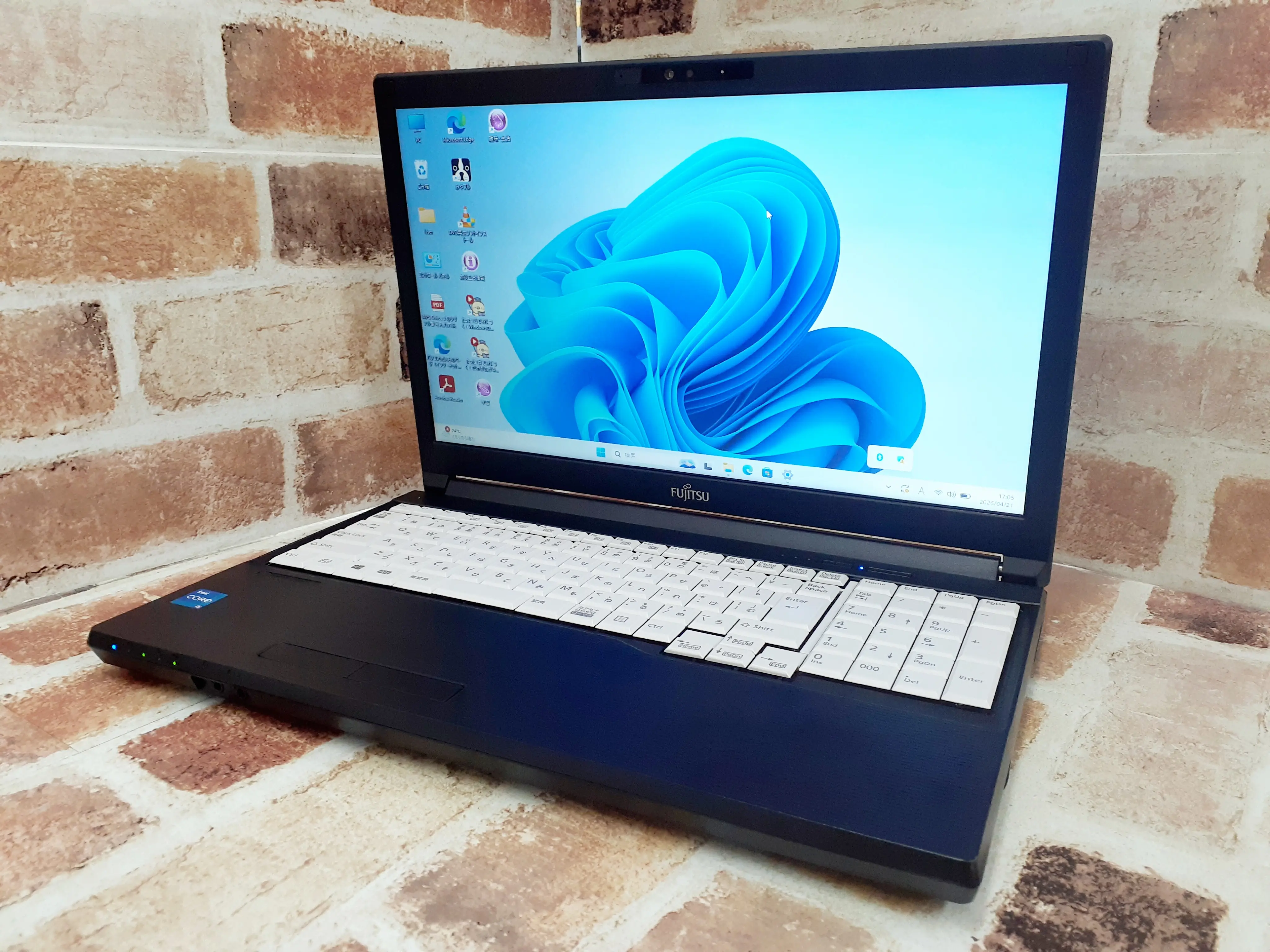 FUJITSU A5511/G i5 第11世代 メモリ16GB