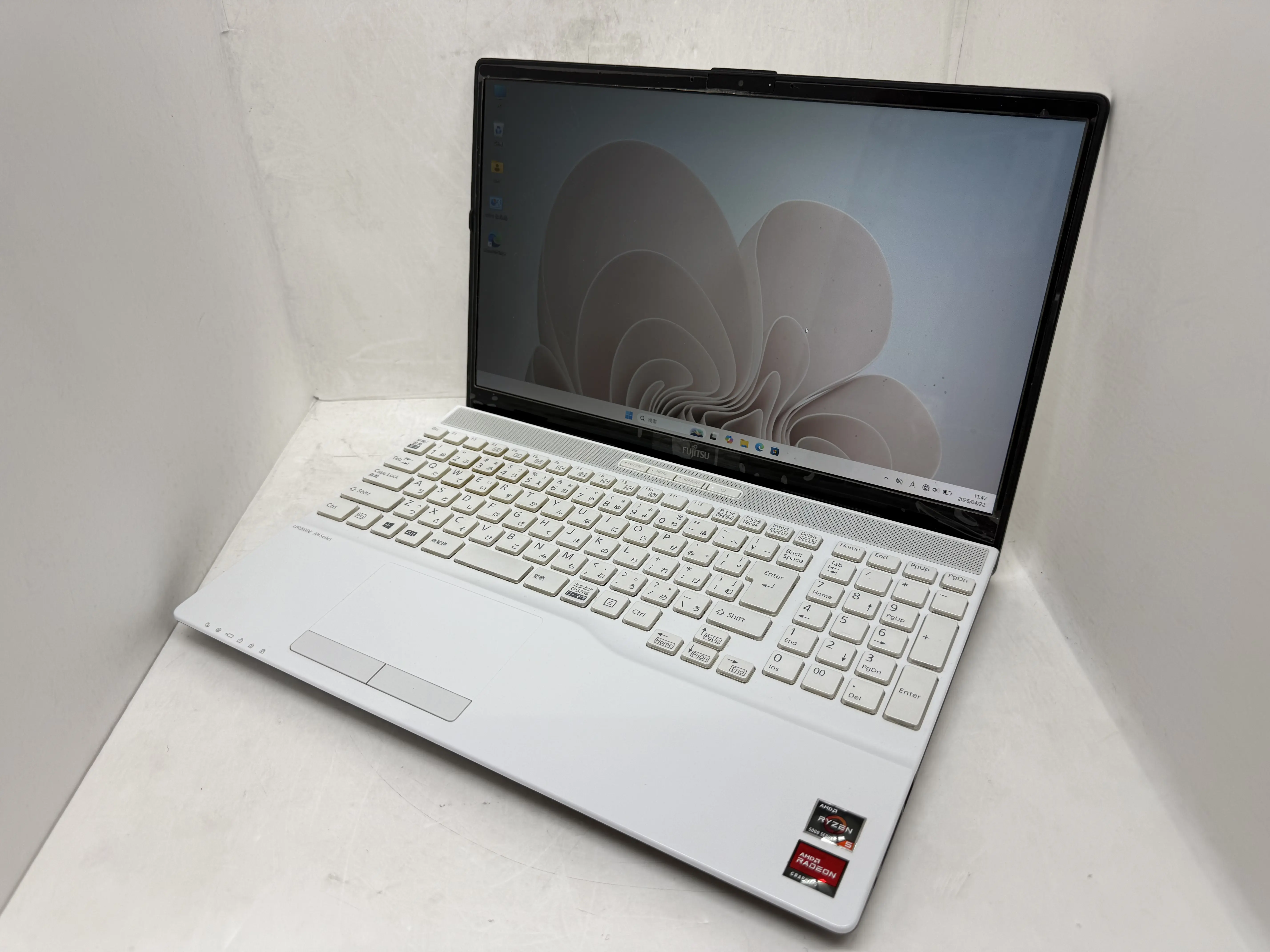 FUJITSU LIFEBOOK AH450/JW（第5世代Ryzen5）