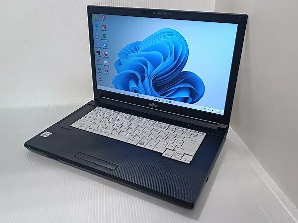 富士通 LIFEBOOK A5510/D (第10世代CPU)