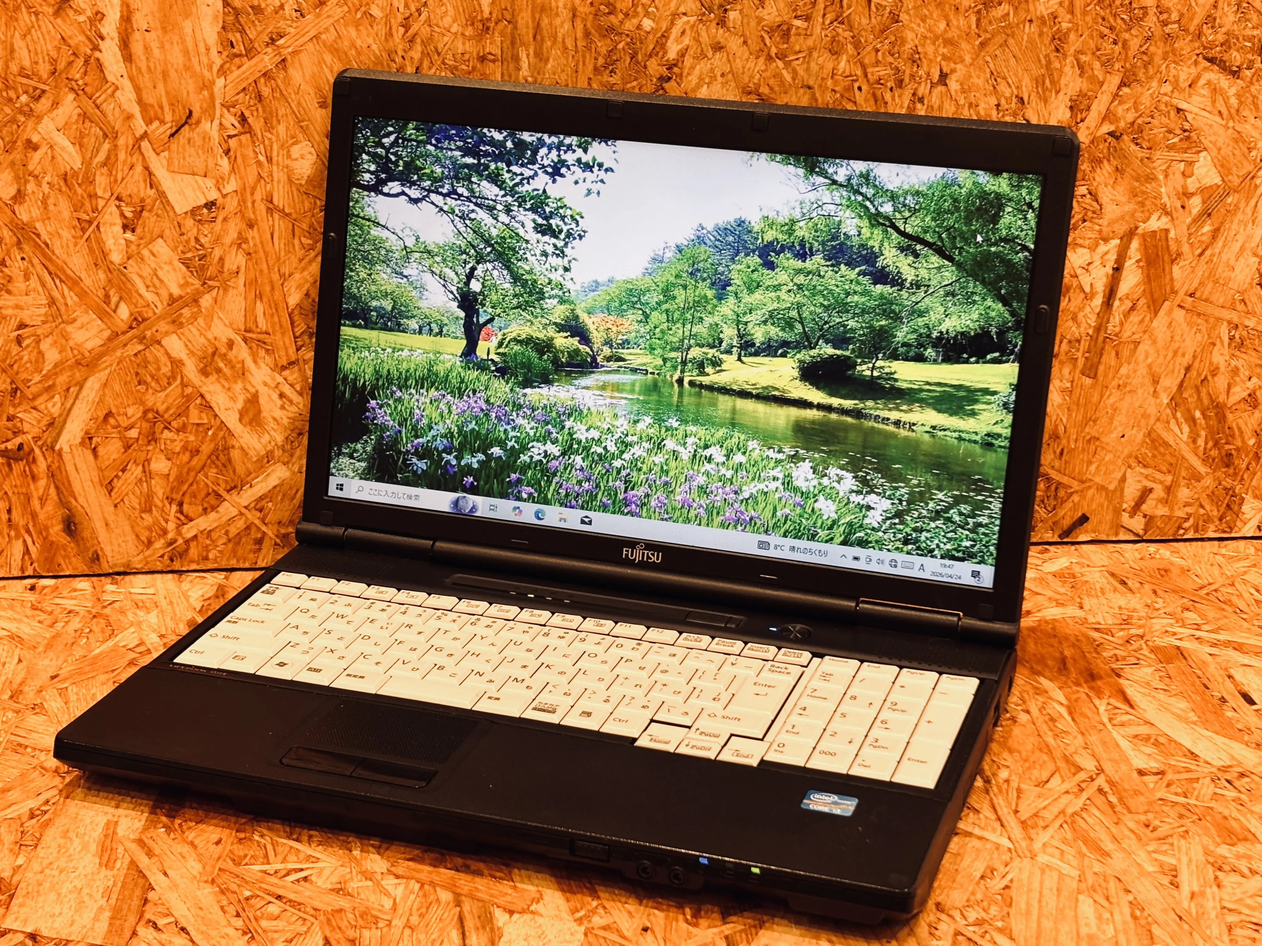 富士通 LIFEBOOK A572/E