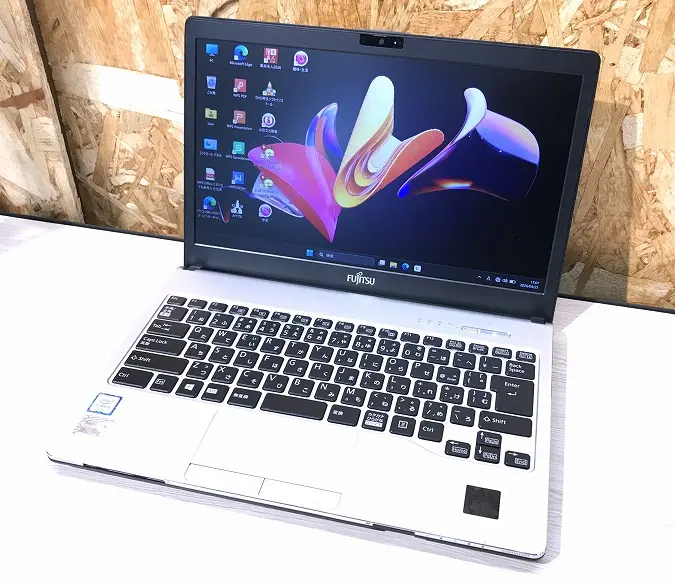 富士通 LIFEBOOK S937/T（第7世代Corei5CPU）