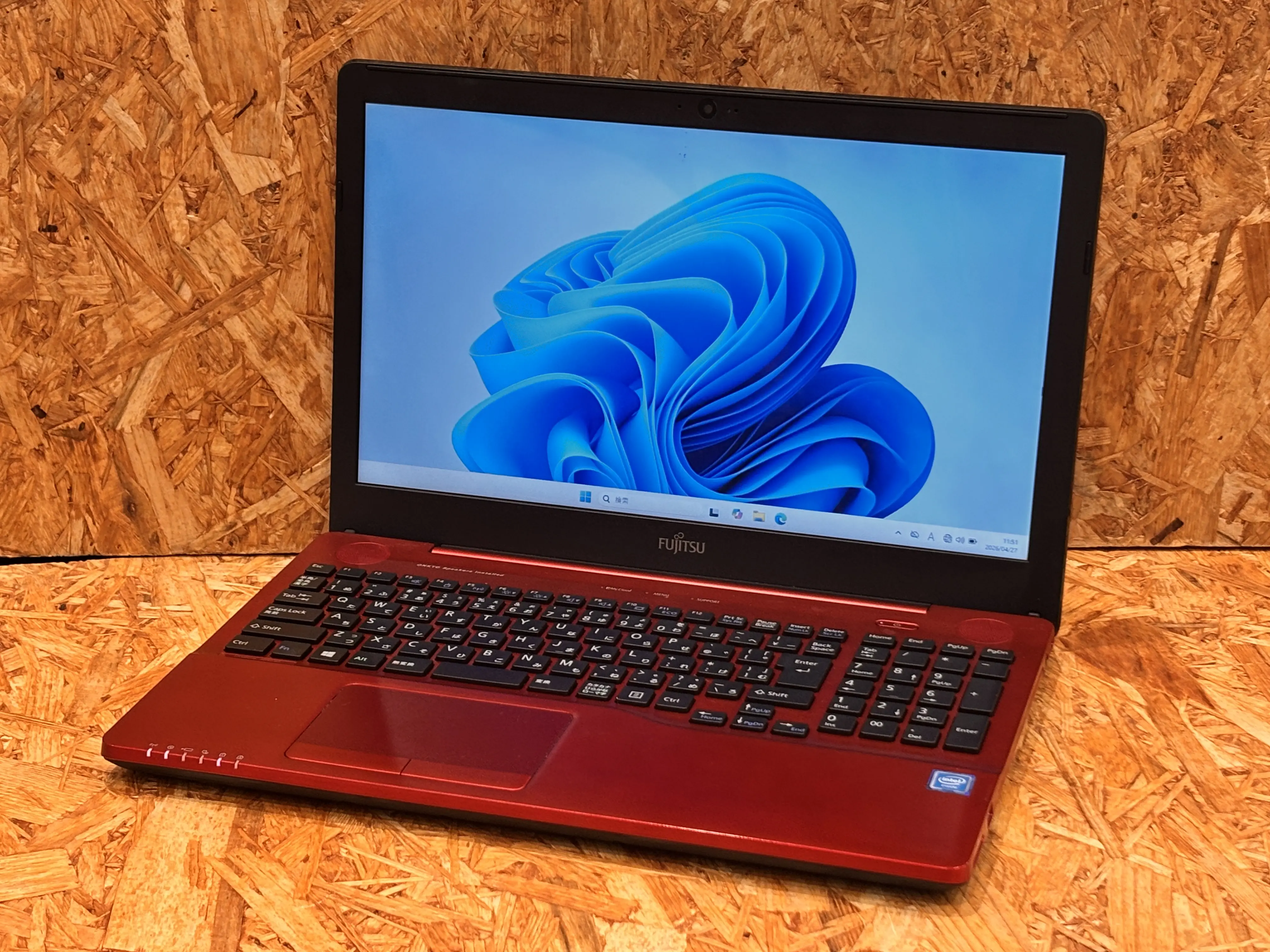 富士通 LIFEBOOK AH42/B3 (FMVA42B3R)（第7世代CPU相当）
