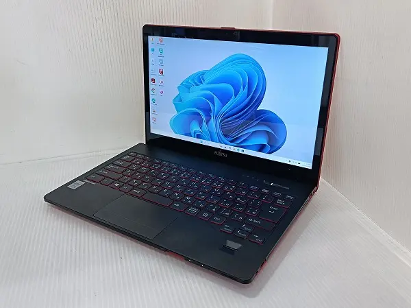 富士通 LIFEBOOK SH90/P (第4世代CPU)
