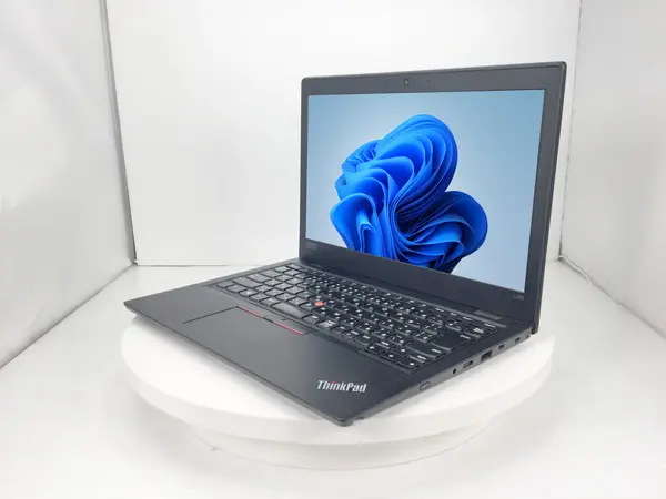 Lenovo ThinkPad L390（第8世代CPU）