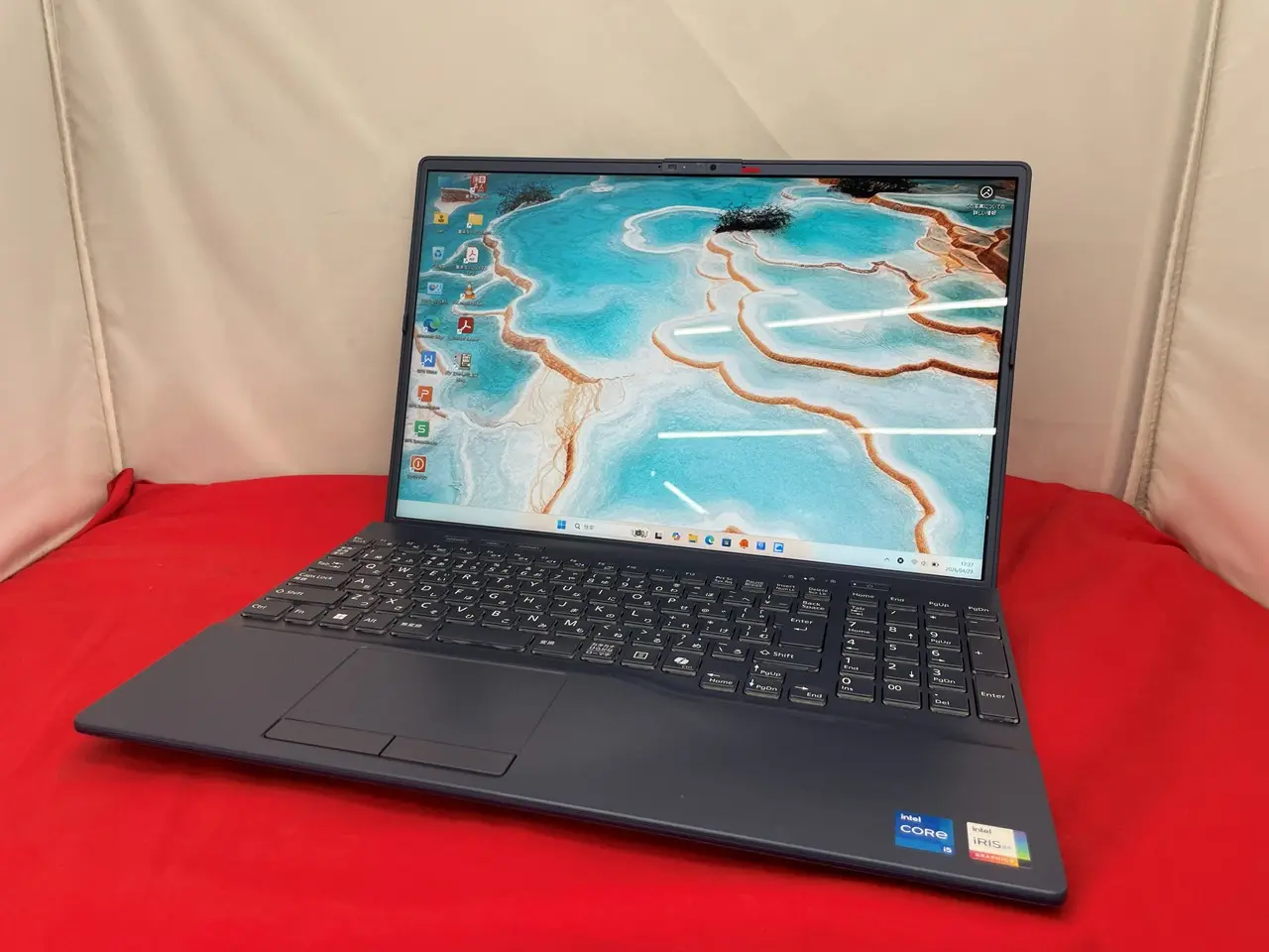 富士通 FMV Note A FMVA53K3LC （第13世代CPU）