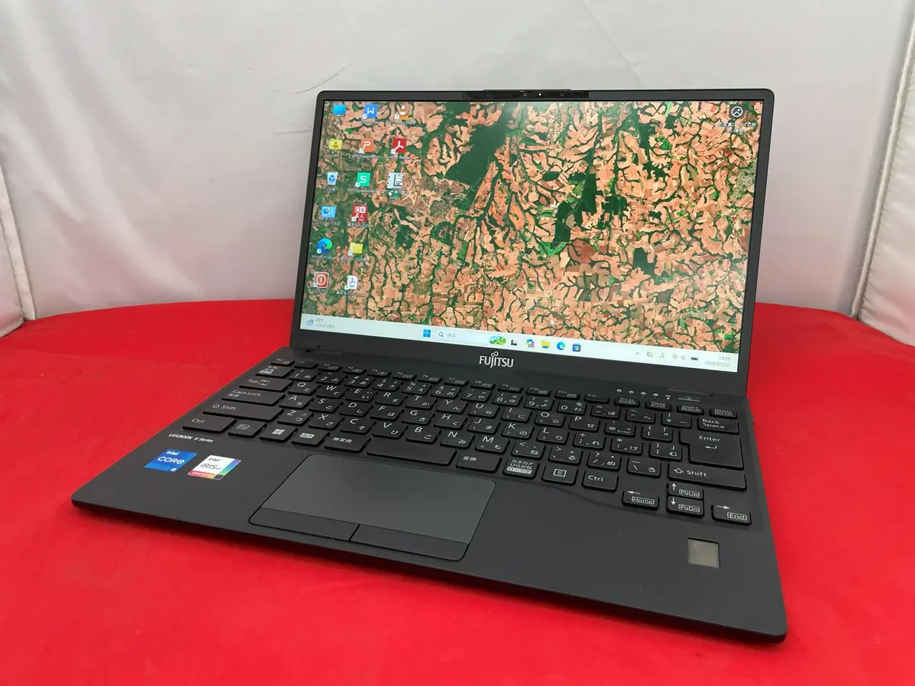 富士通 LIFEBOOK U9312/FJ（第12世代CPU）