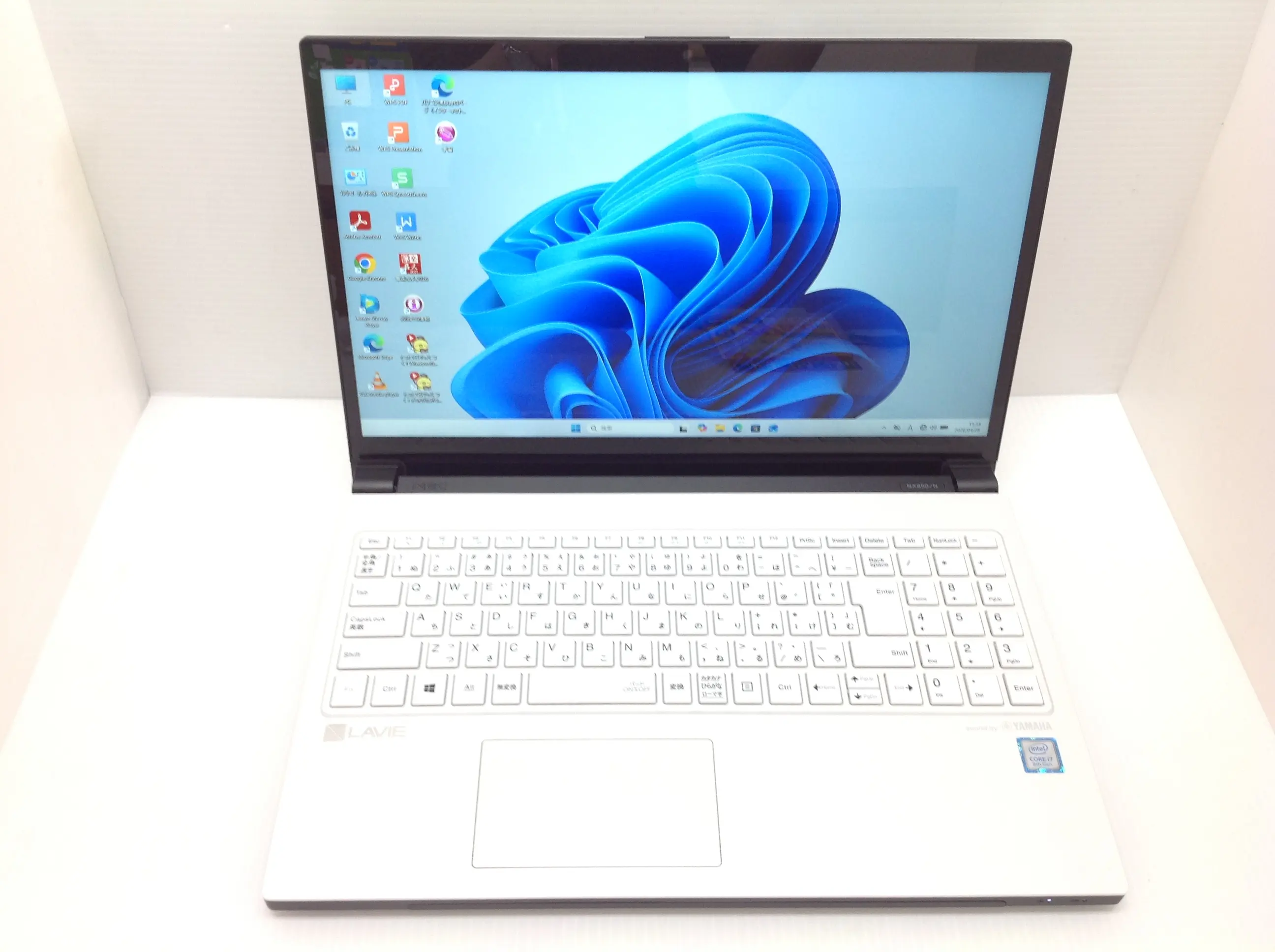 NEC LAVIE NX850/NAW　(第8世代CPU) Win11・SSDモデル
