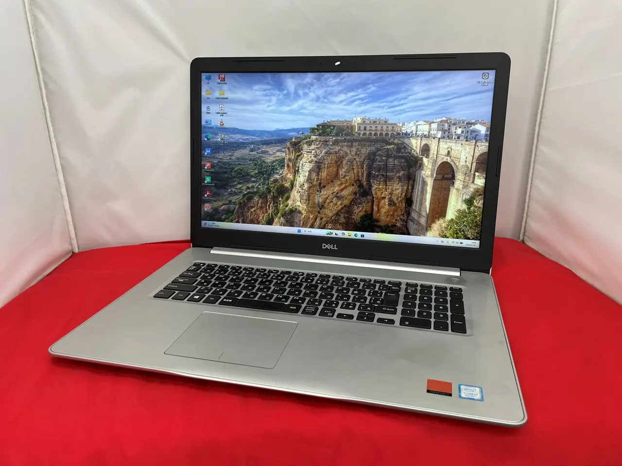 DELL Inspiron 5770（第8世代CPU）