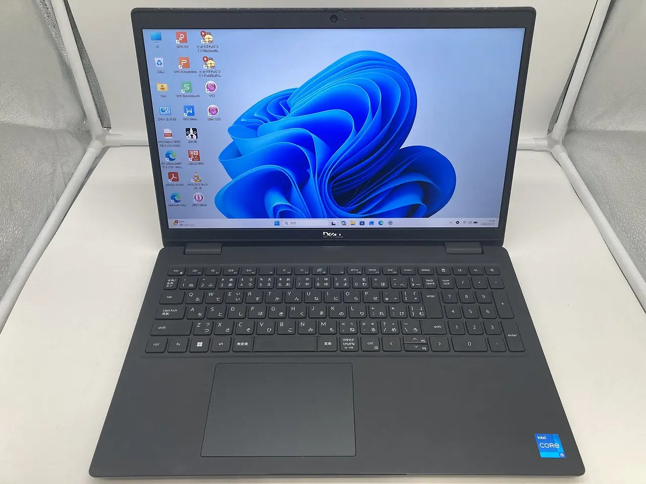 DELL Latitude 3520 (第11世代Corei5）