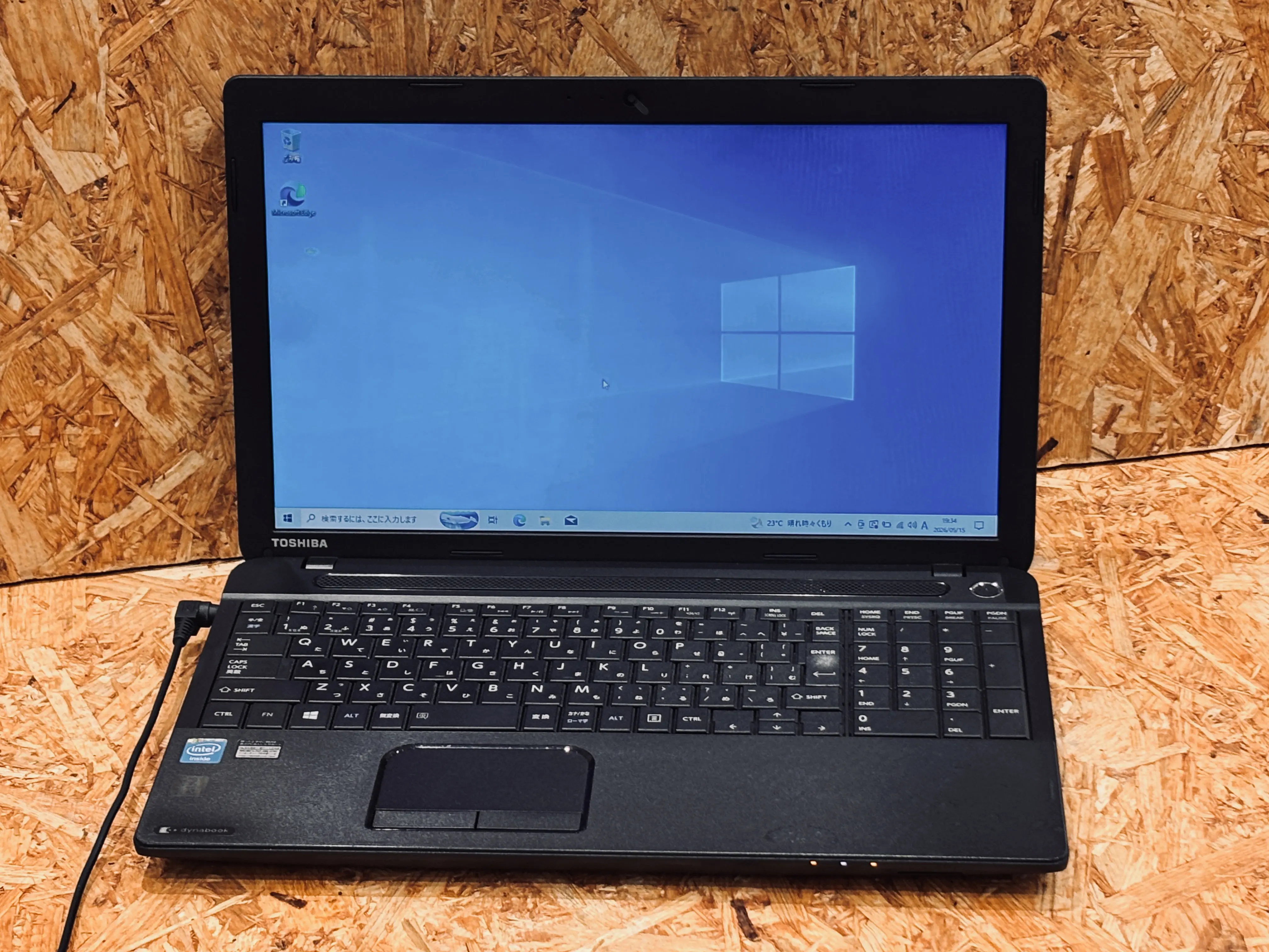 東芝  dynabook satellite B353/25JB