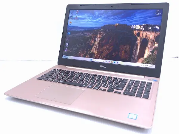 DELL Inspiron 15 5570