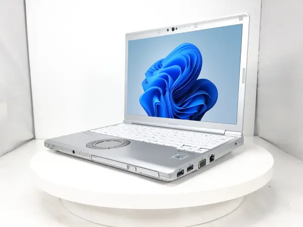 Panasonic Let'snote CF-SV9（第10世代CPU）