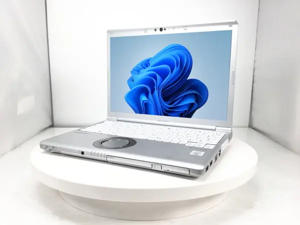 Panasonic Let'snote CF-SV9（第10世代CPU）