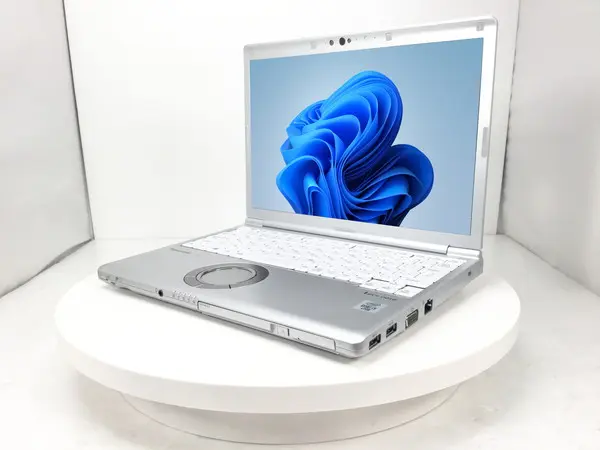 Panasonic Let'snote CF-SV9（第10世代CPU）