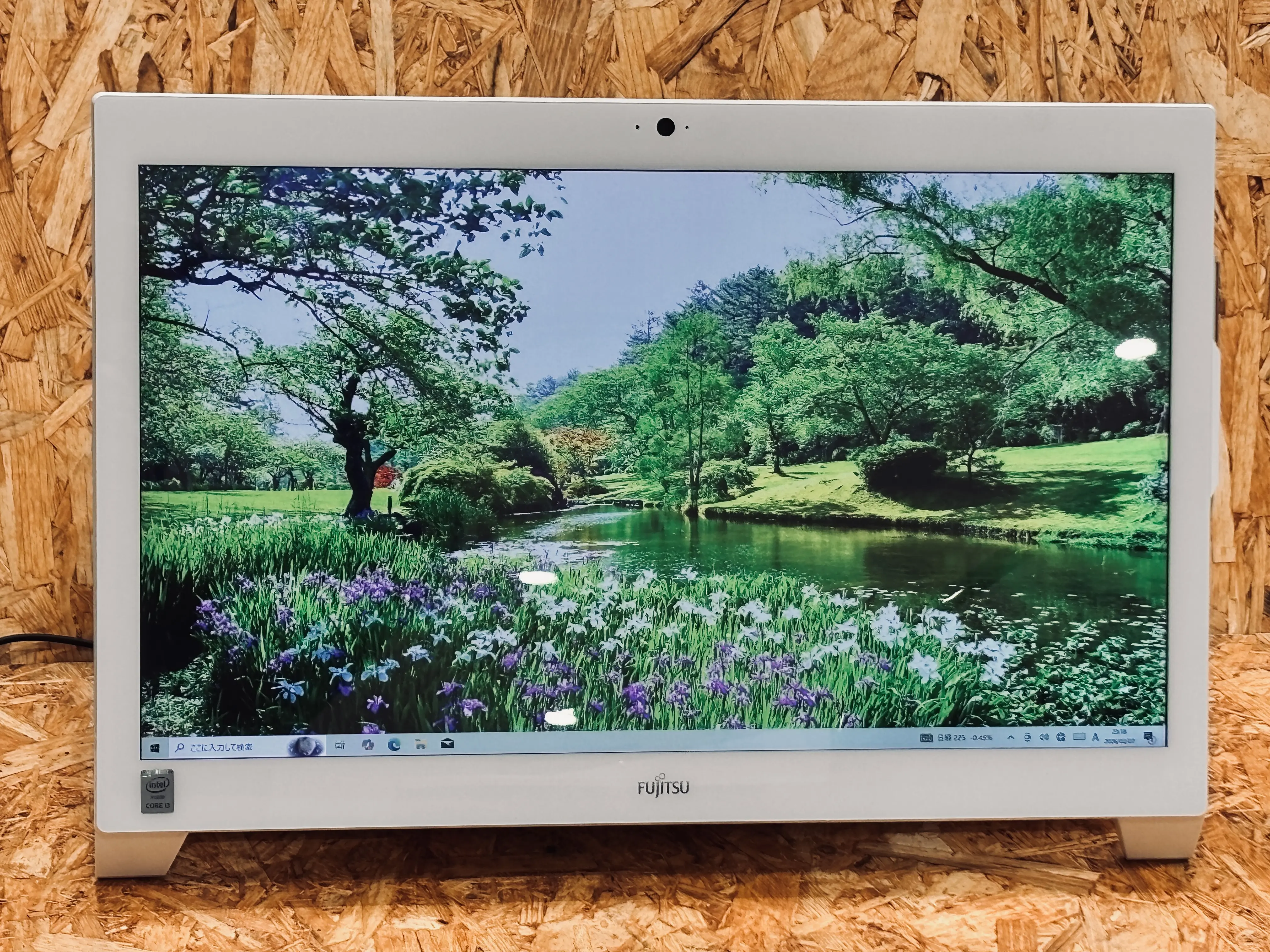 富士通 ESPRIMO WH53/S(タッチパネル23インチ液晶、SSD搭載)