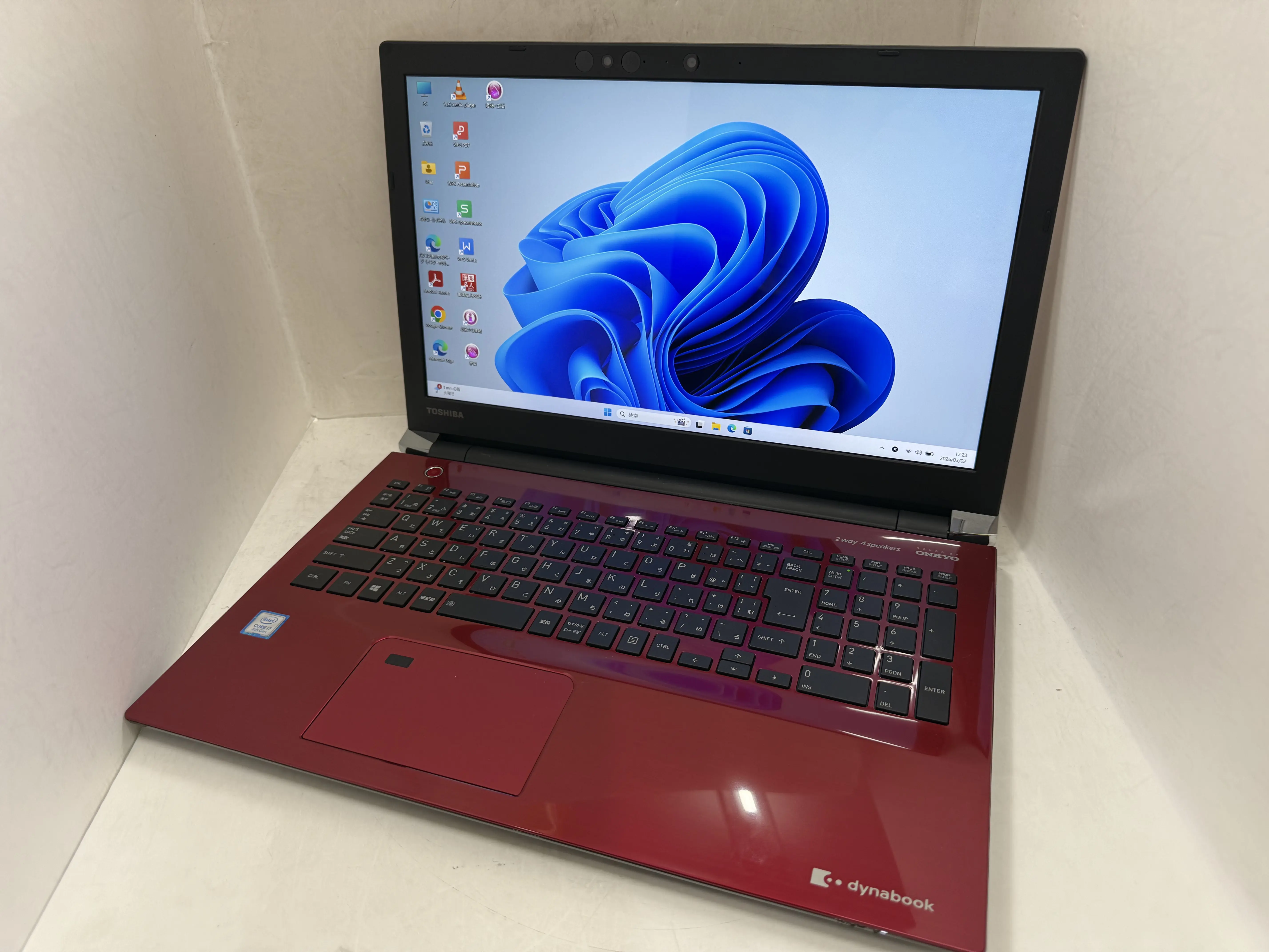 Dynabook AZ65/FR（第8世代Corei7）