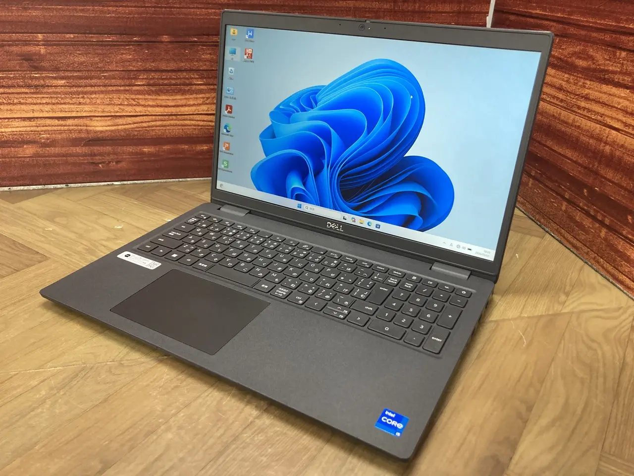 DELL Latitude 3530