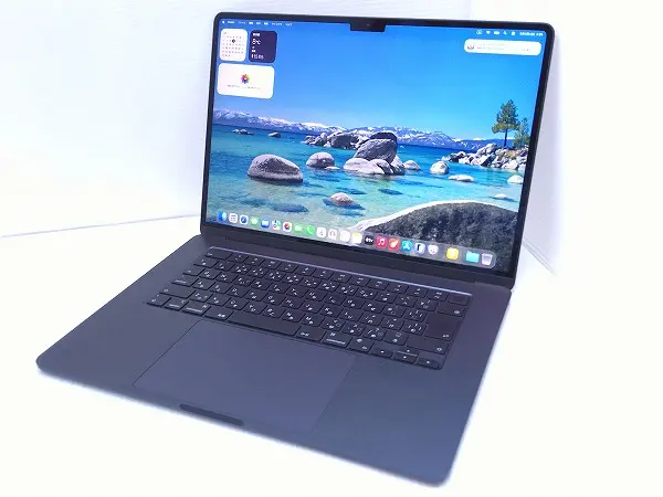 Apple MacBook Air M3 2024 15インチ 3114