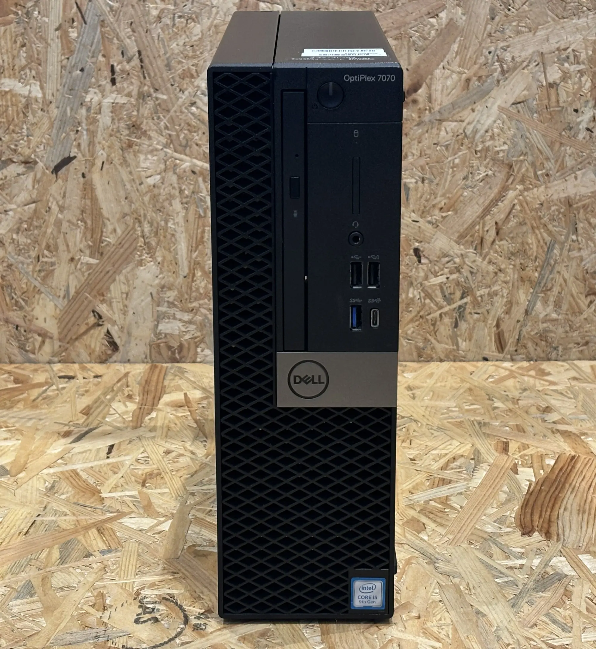 DELL optiplex 7070 (第9世代CPU)