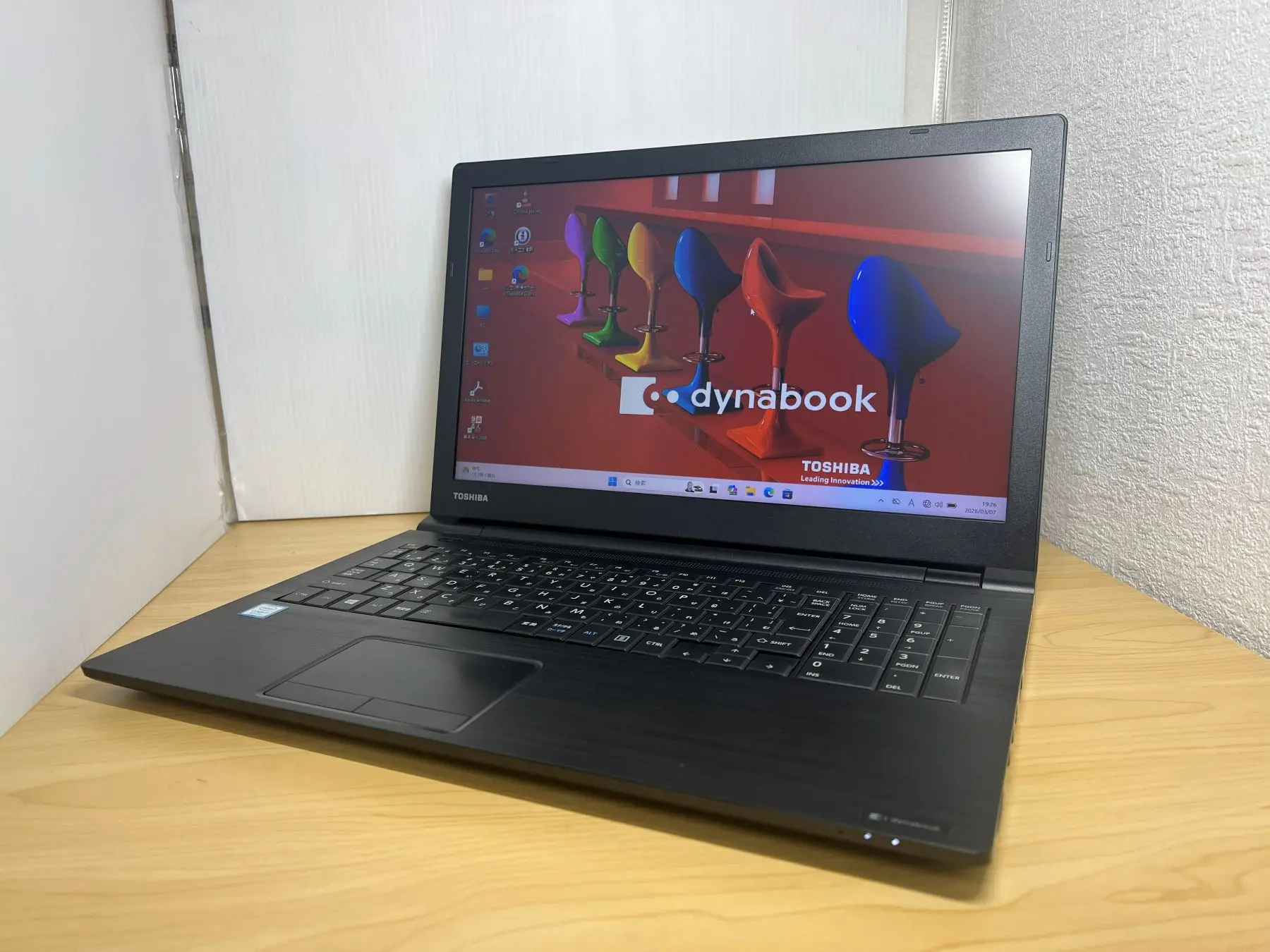 東芝 dynabook B65/DN