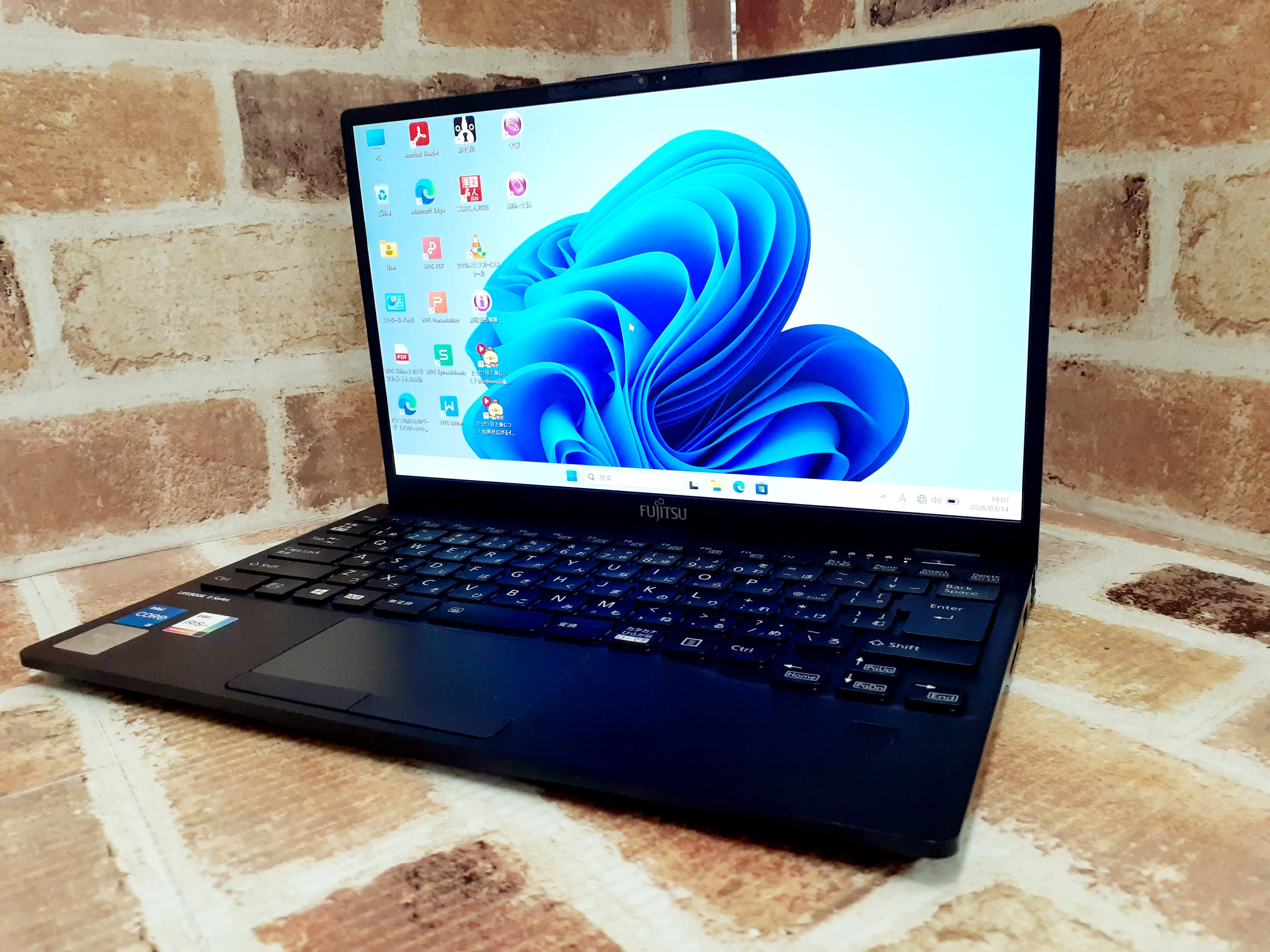 富士通　U9311/F（i5・第11世代CPU）