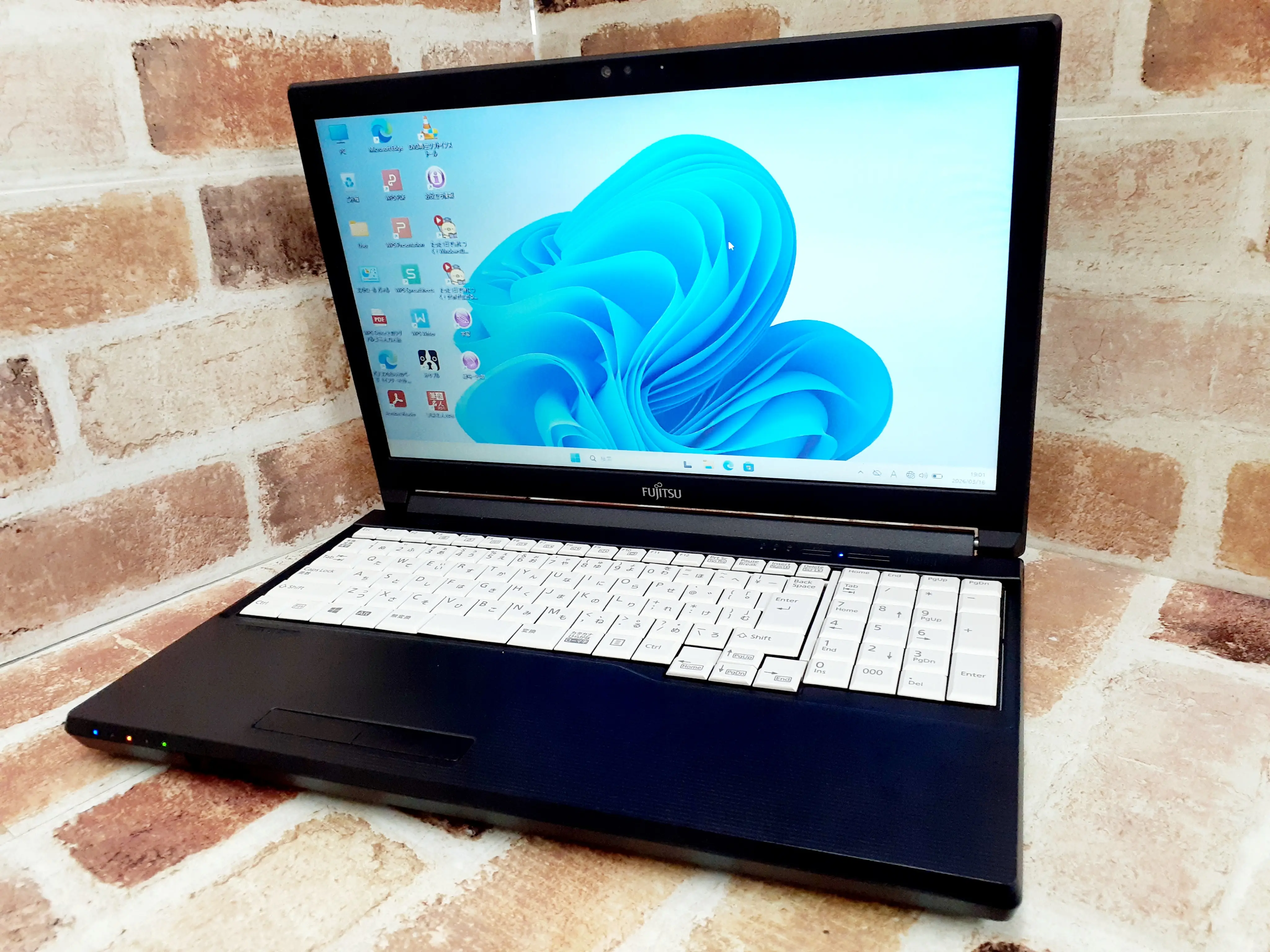 A579/BX　（i5・第8世代CPU）