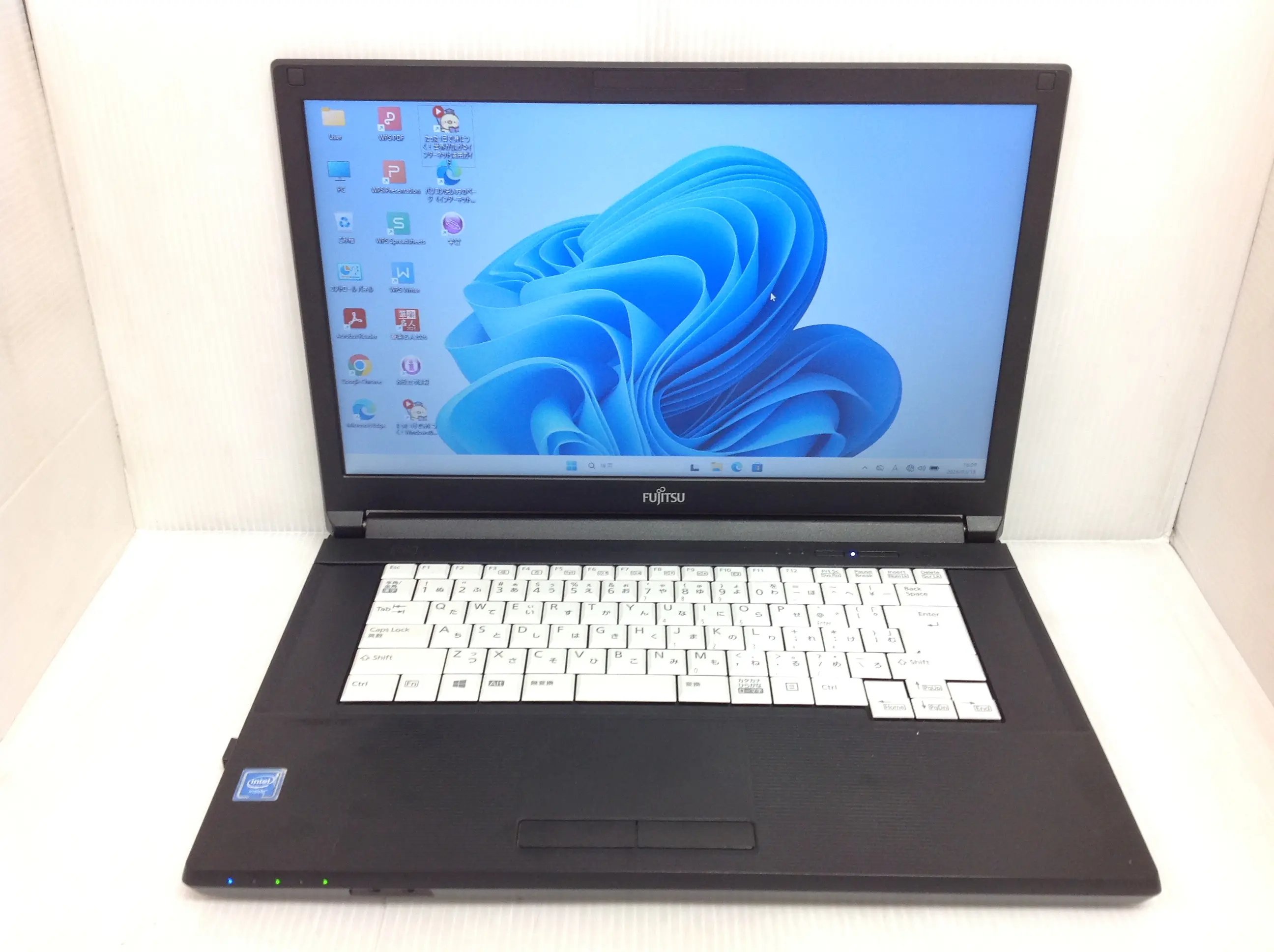 富士通 LIFEBOOK A579/B (第8世代CPU) Win11Pro・SSDモデル