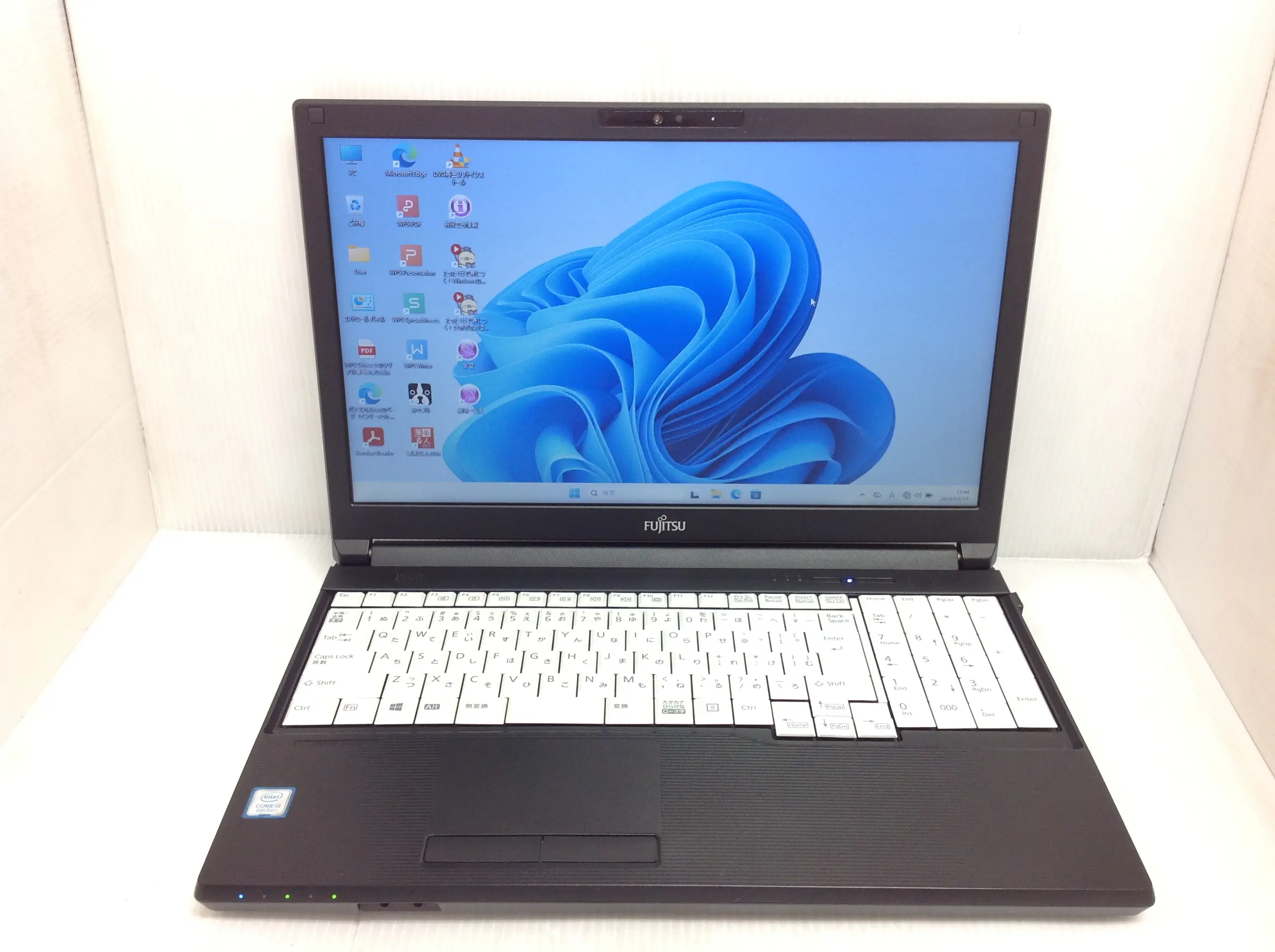 富士通 LIFEBOOK A579/B (第8世代CPU) Webカメラ搭載モデル