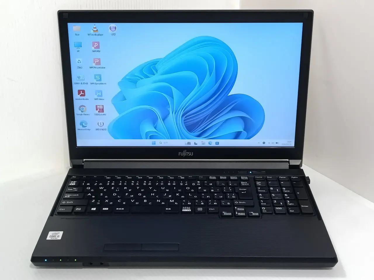 富士通 LIFEBOOK A5510/D (第10世代CPU・ﾒﾓﾘ8GB・SSD256GB)
