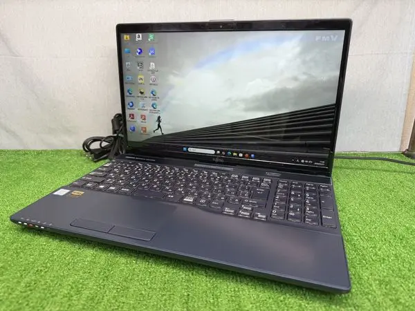 富士通 LIFEBOOK AH77/D1